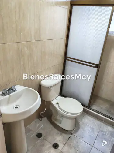 Apartamento en Las Delicias, Maracay – 12