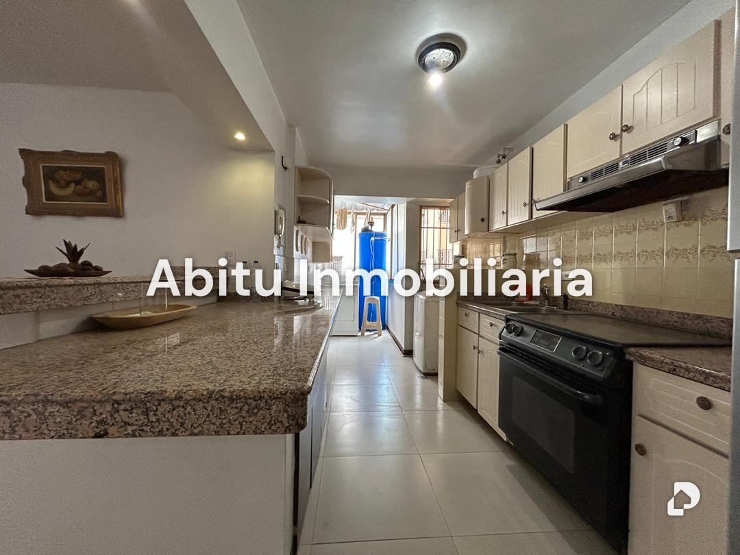 Apartamento en San Bernardino, Caracas – 11