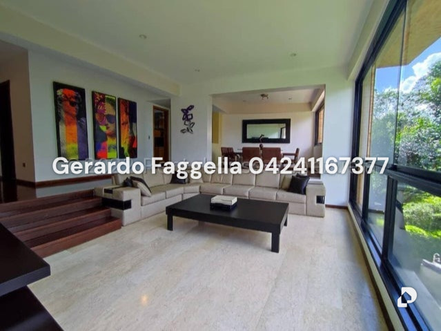 Townhouse en Los Guayabitos, Caracas – 10