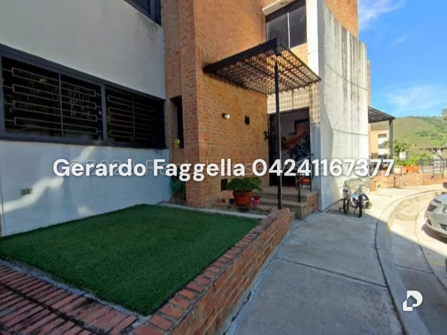 Townhouse en Los Guayabitos, Caracas – 5