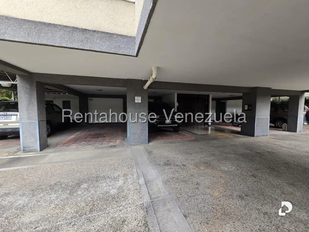 Apartamento en Cumbres de Curumo, Caracas – 2