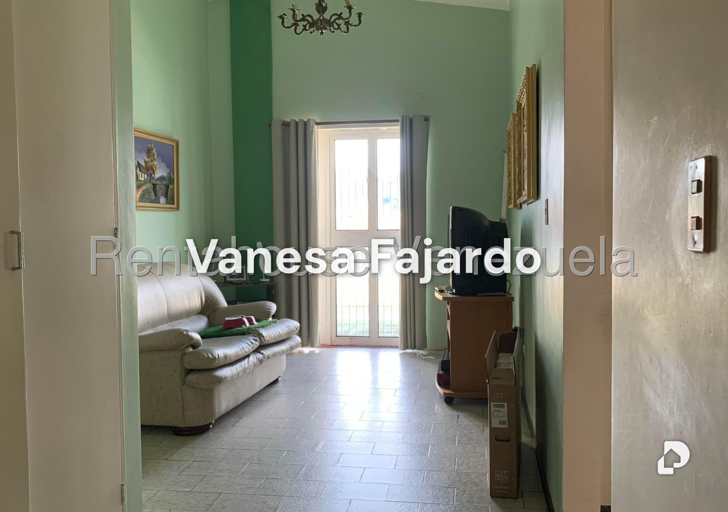 Casa en La Arboleda, San Antonio de Los Altos – 25