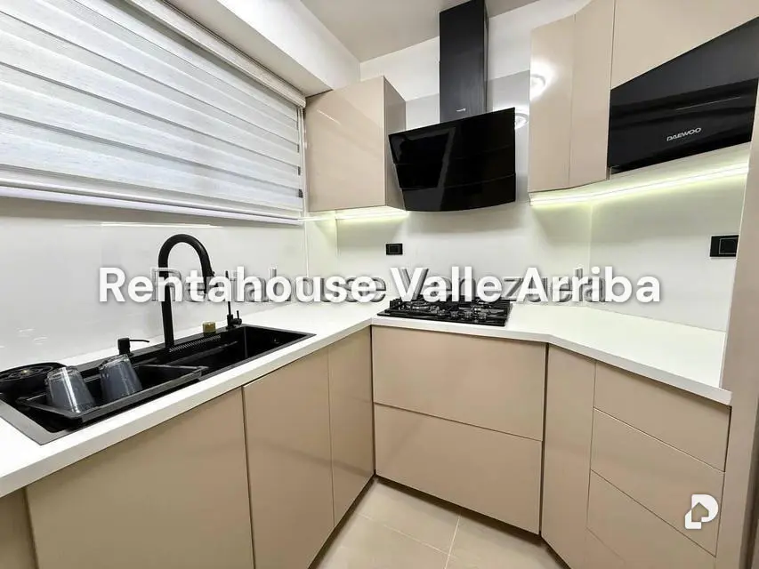 Apartamento en El Rosal, Caracas – 3
