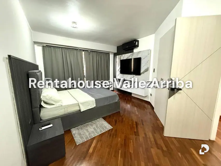 Apartamento en El Rosal, Caracas – 11
