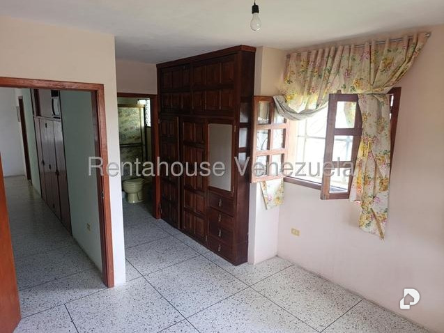 Casa en Sector El Volcan- La Playa, Tovar – 27