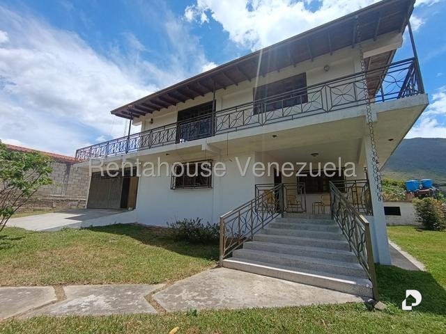 Casa en Sector El Volcan- La Playa, Tovar – 3