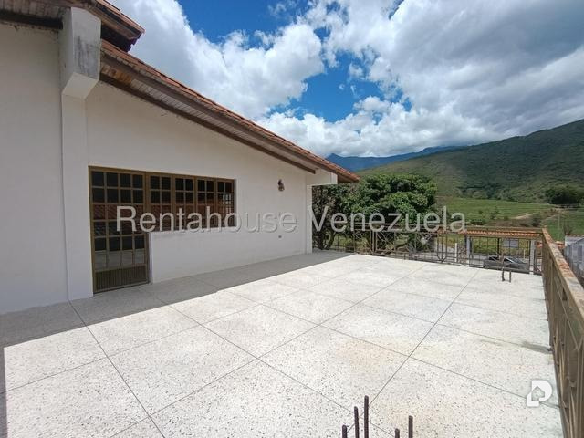 Casa en Sector El Volcan- La Playa, Tovar – 20