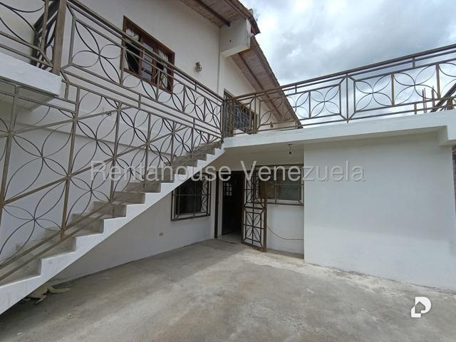 Casa en Sector El Volcan- La Playa, Tovar – 18