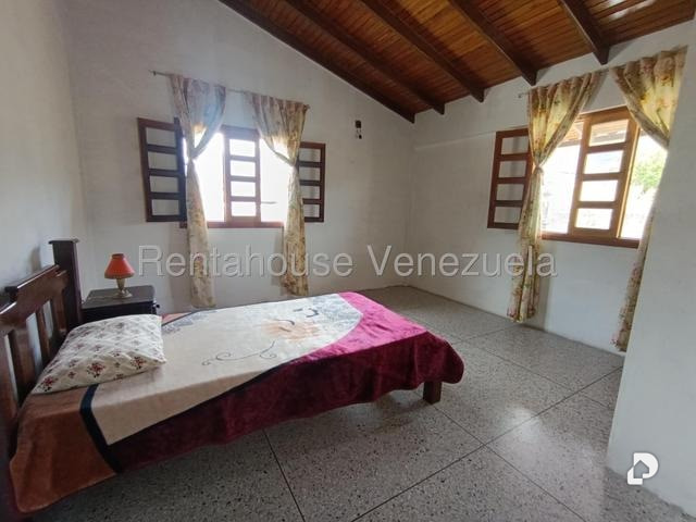 Casa en Sector El Volcan- La Playa, Tovar – 23