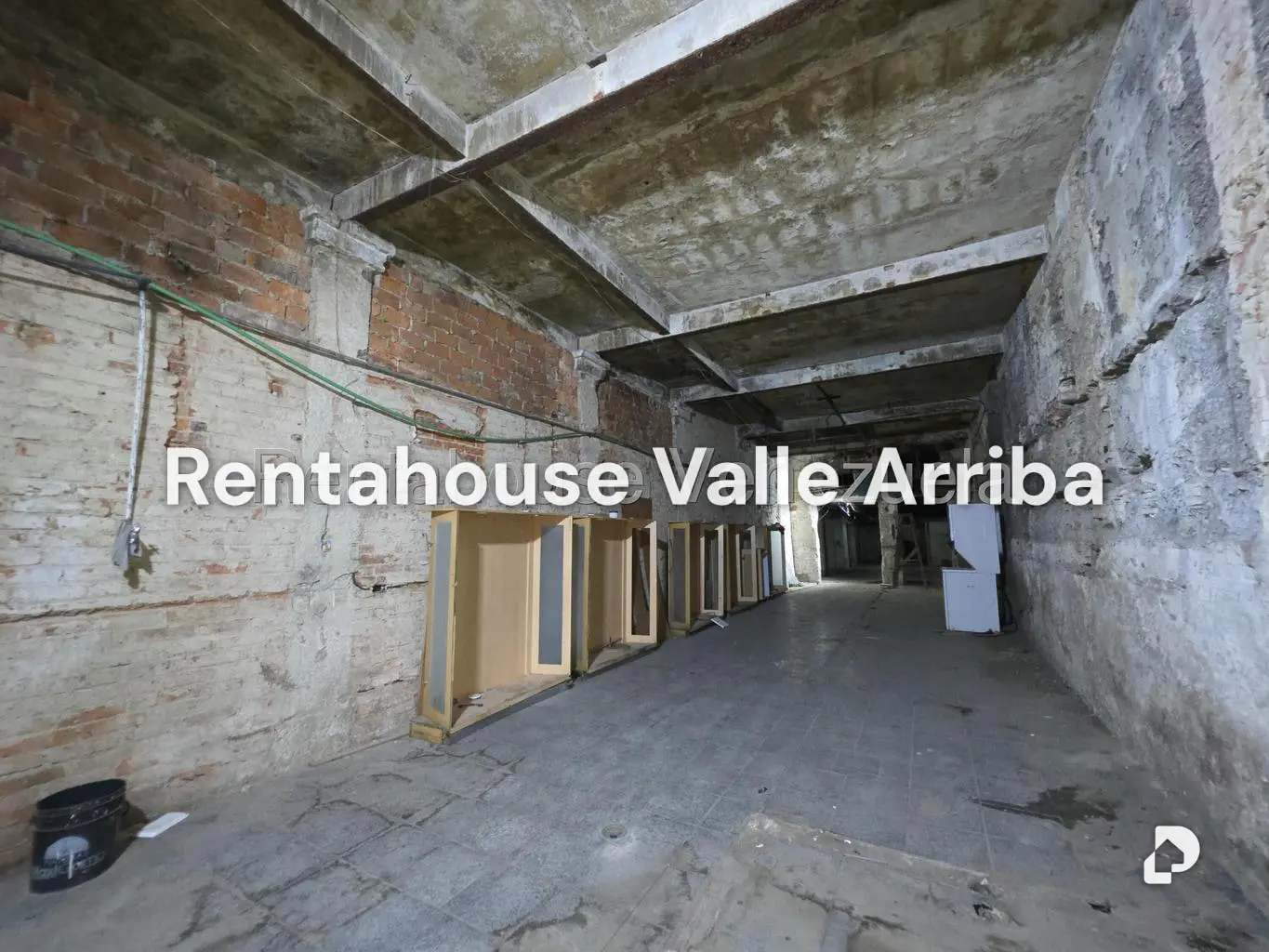 Local comercial en Parroquia Catedral, Caracas – 11