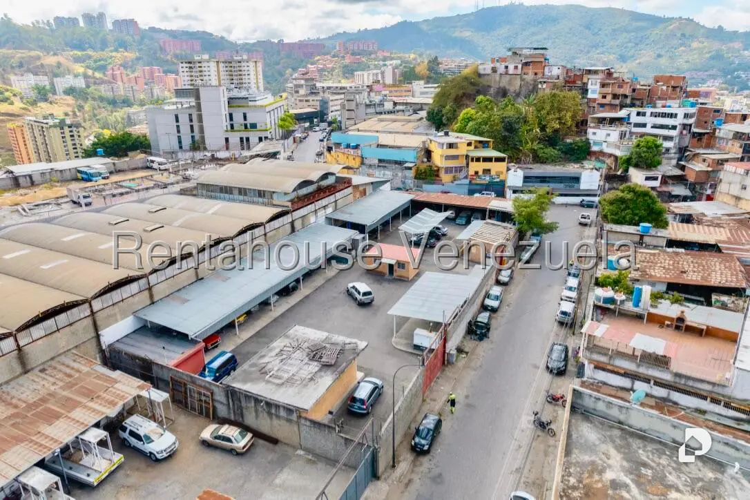 Local comercial en Guaicay, Caracas – 3