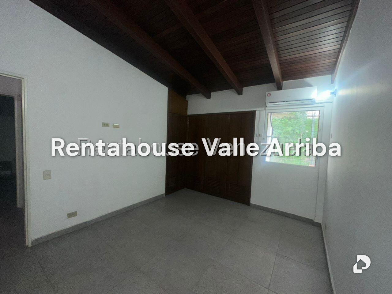 Casa en Santa Fe Sur, Caracas – 27