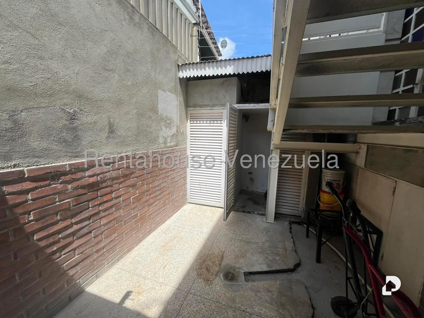 Casa en La California Sur, Caracas – 6