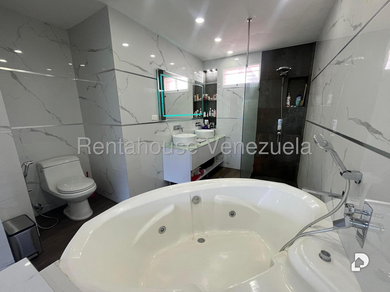 Casa en La California Sur, Caracas – 20