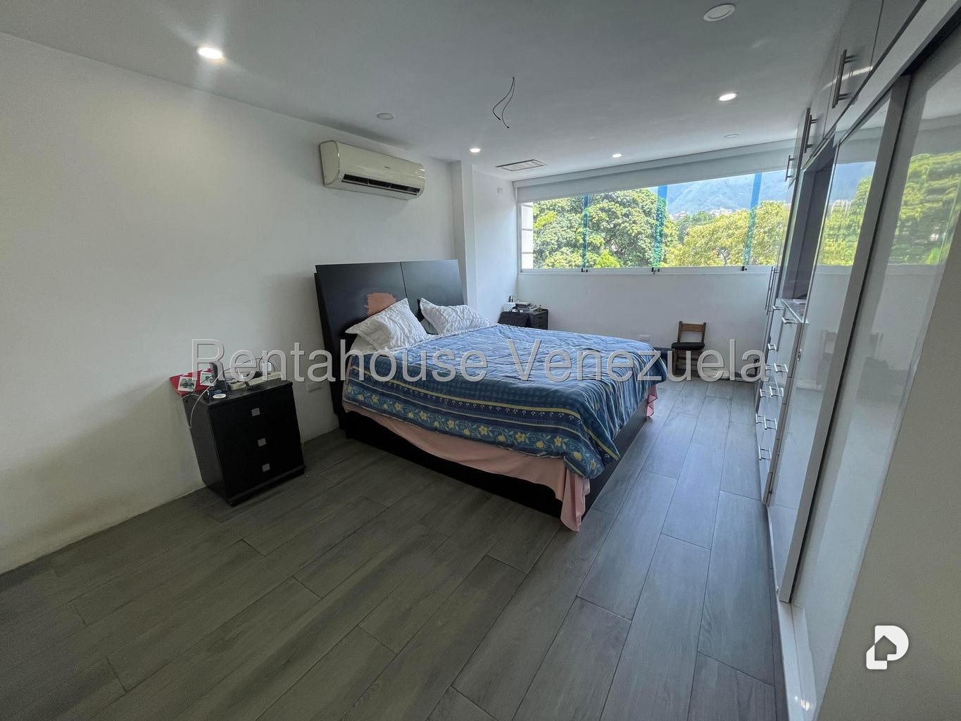 Casa en La California Sur, Caracas – 18