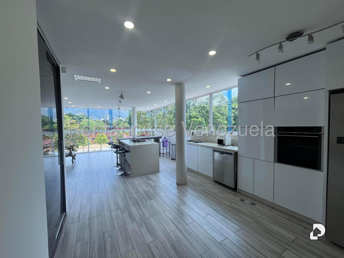 Casa en La California Sur, Caracas – 13