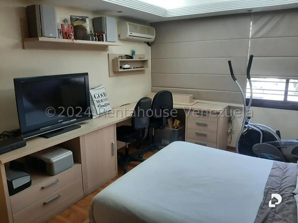 Apartamento en San Bernardino, Caracas – 26