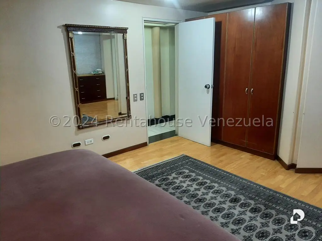 Apartamento en San Bernardino, Caracas – 21