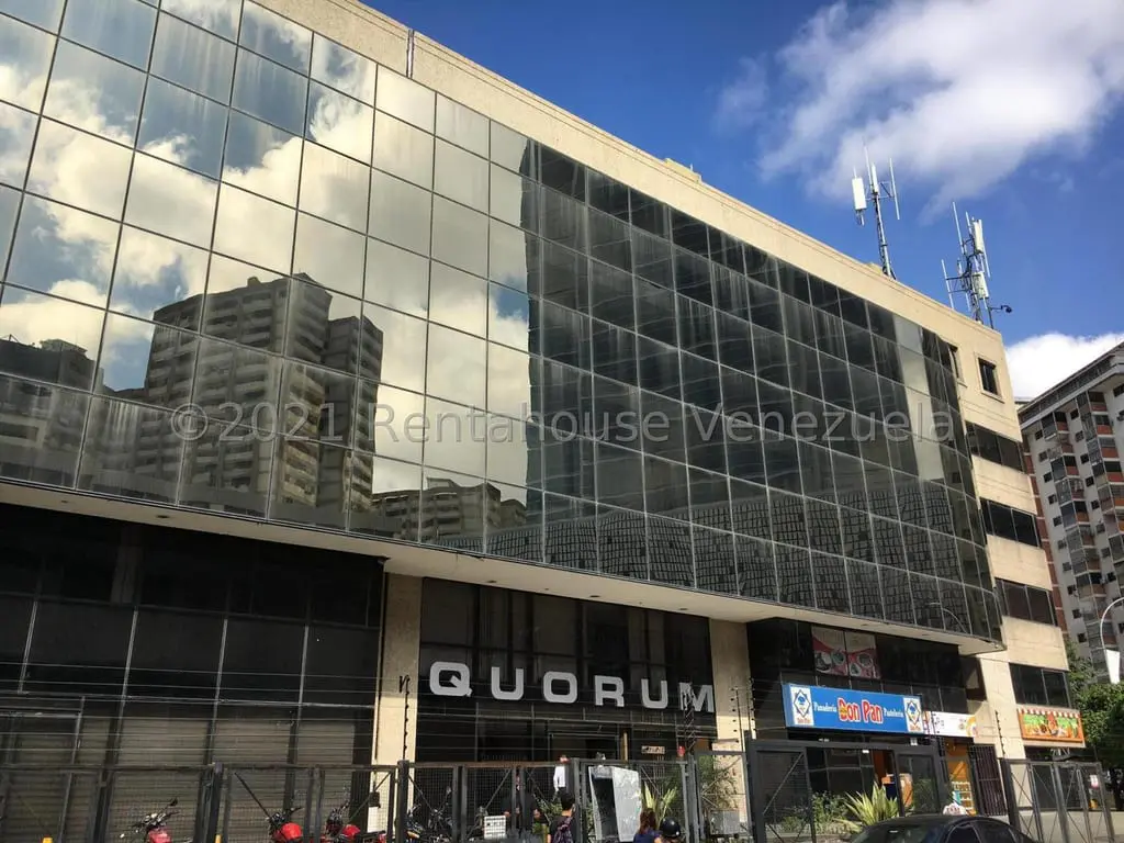 Local comercial en Los Ruices, Caracas - 1