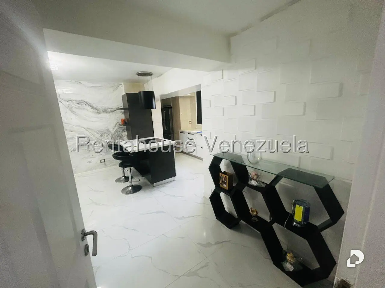 Apartamento en Terrazas del Ávila, Caracas – 2