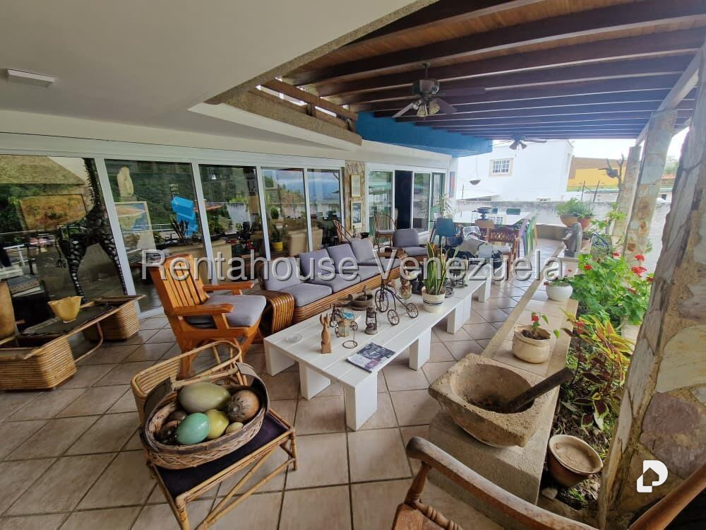 House in Lomas de La Lagunita, Caracas – 9