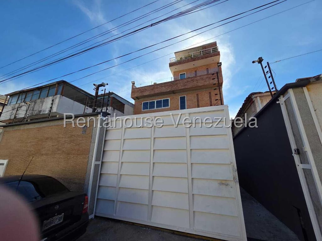 Local comercial en Maripérez, Caracas - 1