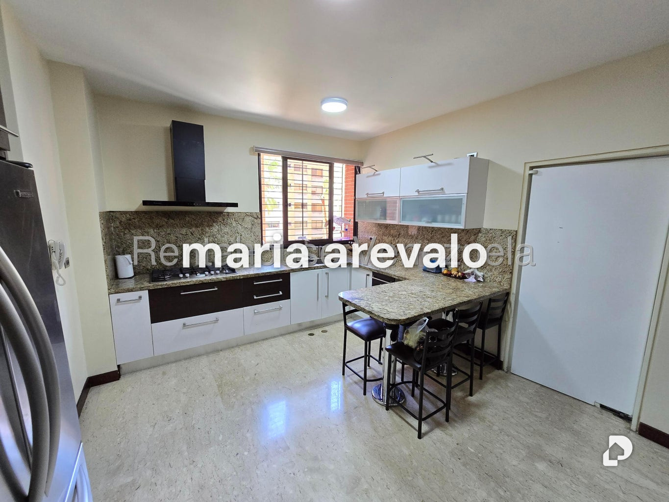 Apartamento en Campo Alegre, Caracas – 10