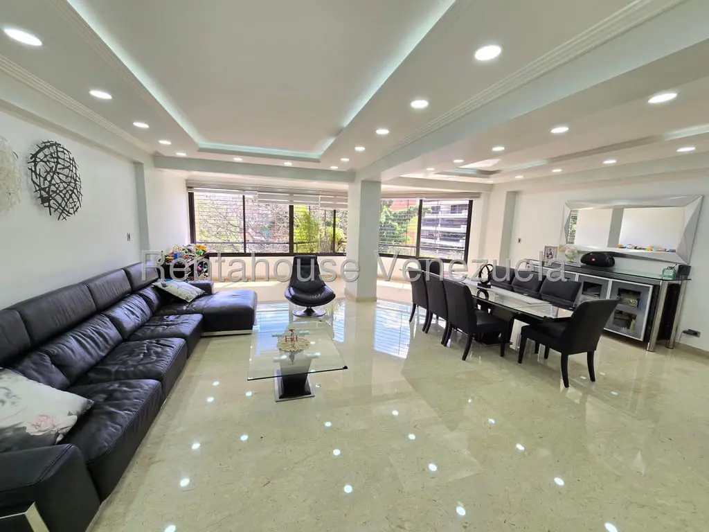Apartment in Campo Alegre, Caracas - 1