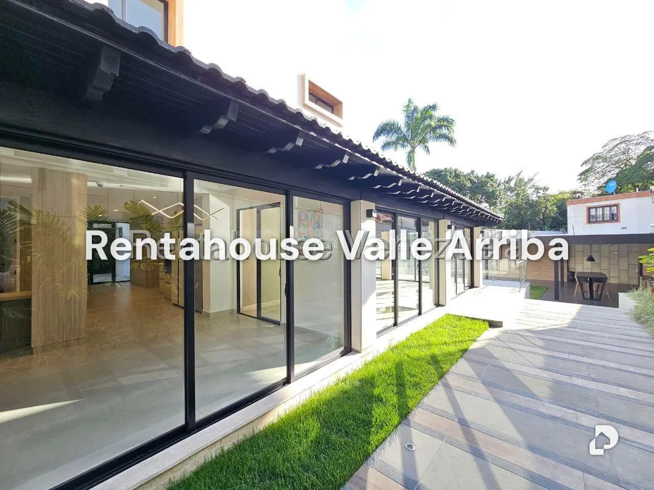 Casa en Altamira, Caracas – 22