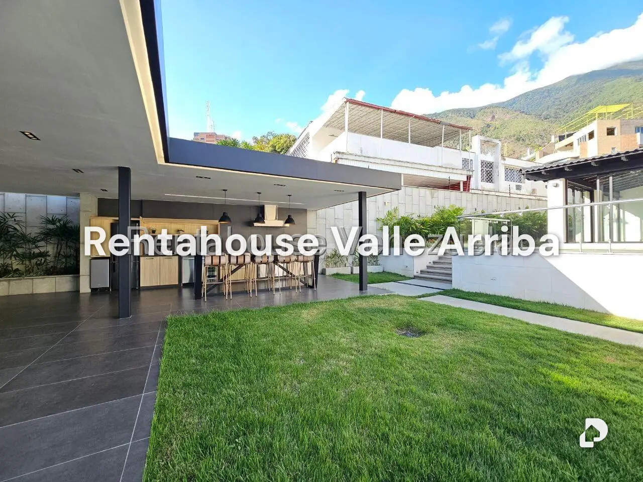 Casa en Altamira, Caracas – 29