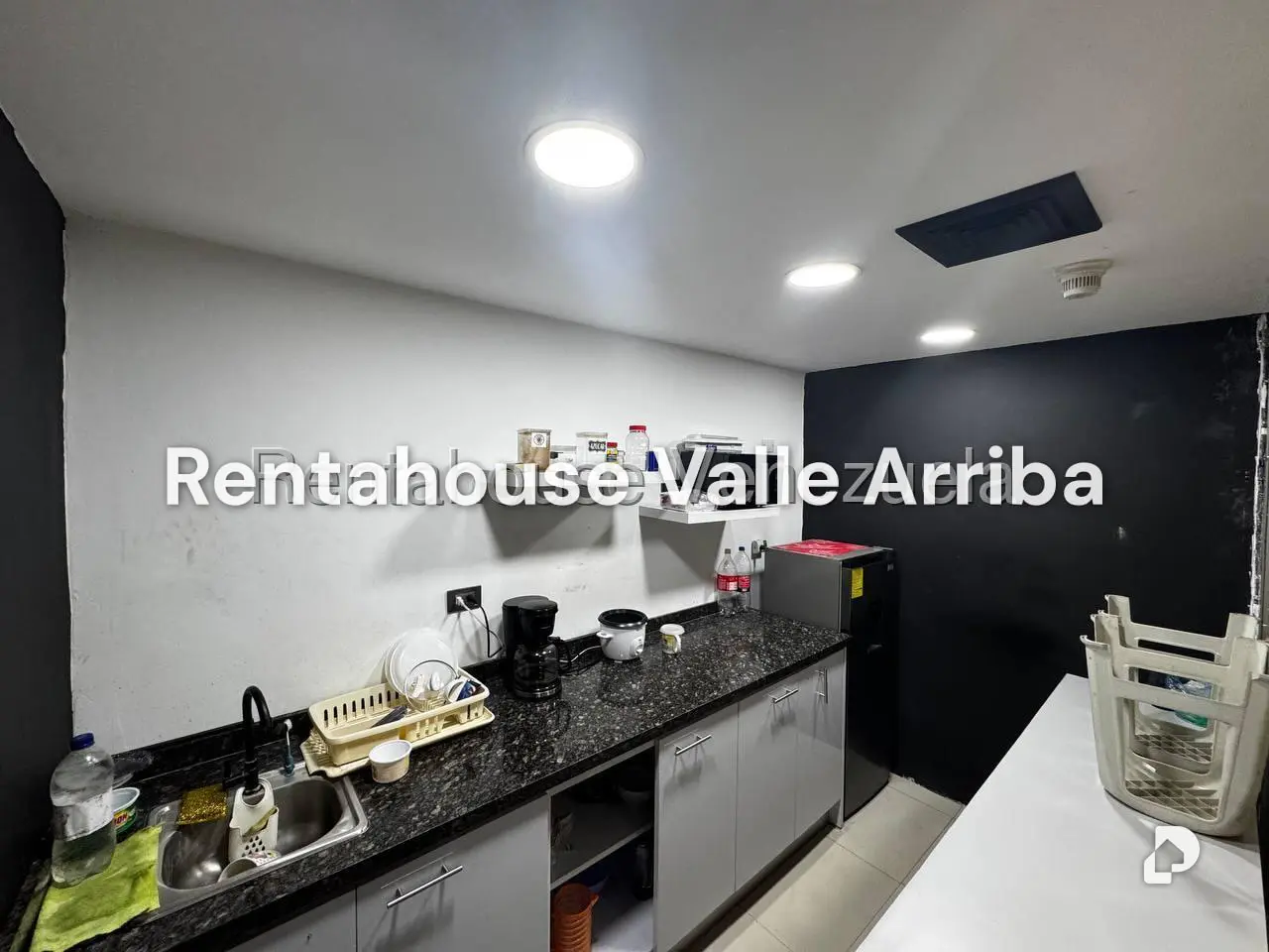 Local comercial en El Bosque, Caracas – 15