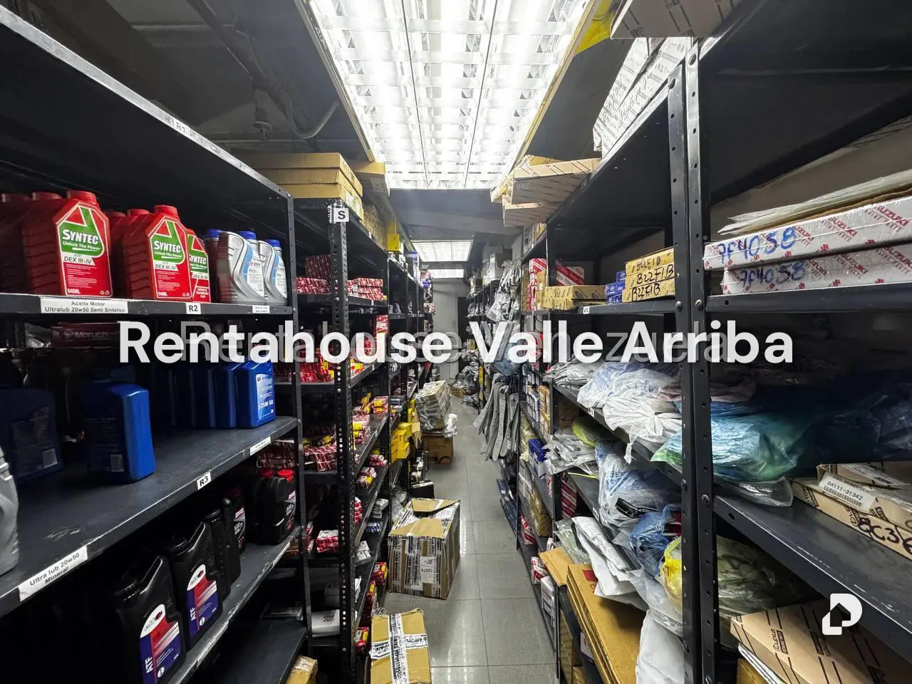 Local comercial en El Bosque, Caracas – 12