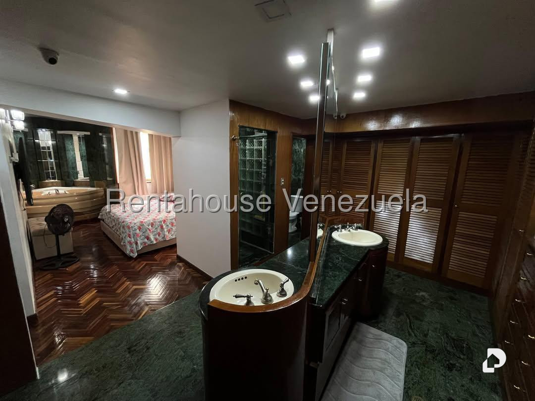 Apartamento en Terrazas del Ávila, Caracas – 23