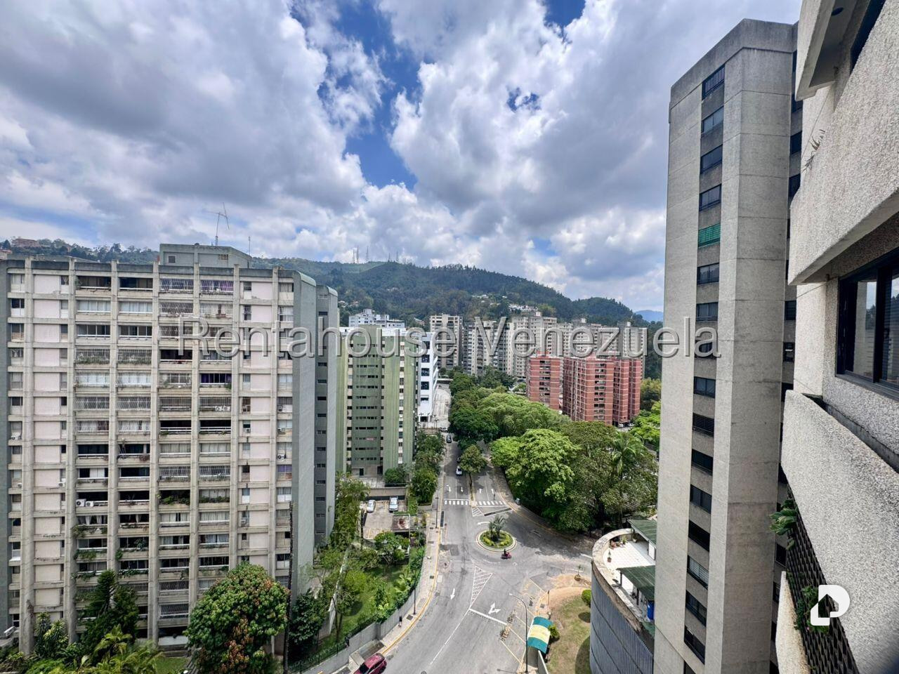 Apartamento en El Cigarral, Caracas – 11