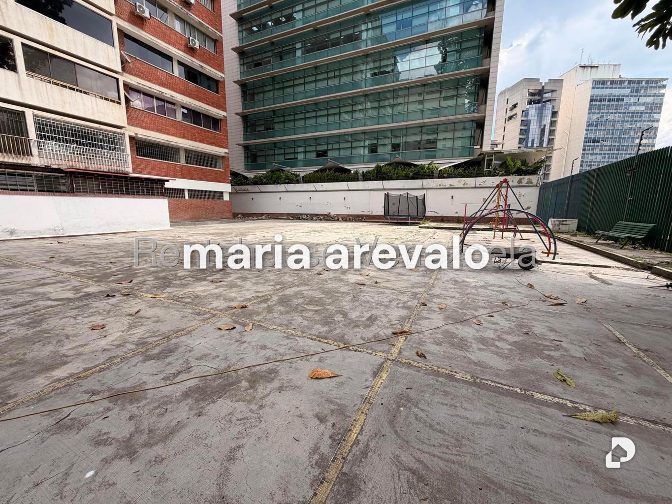 Apartamento en Campo Alegre, Caracas – 23