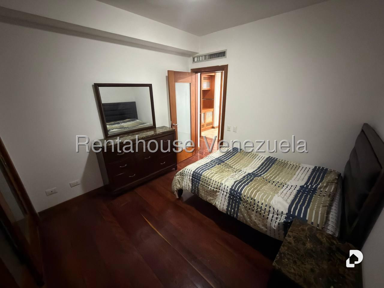 Apartamento en La Tahona, Caracas – 24