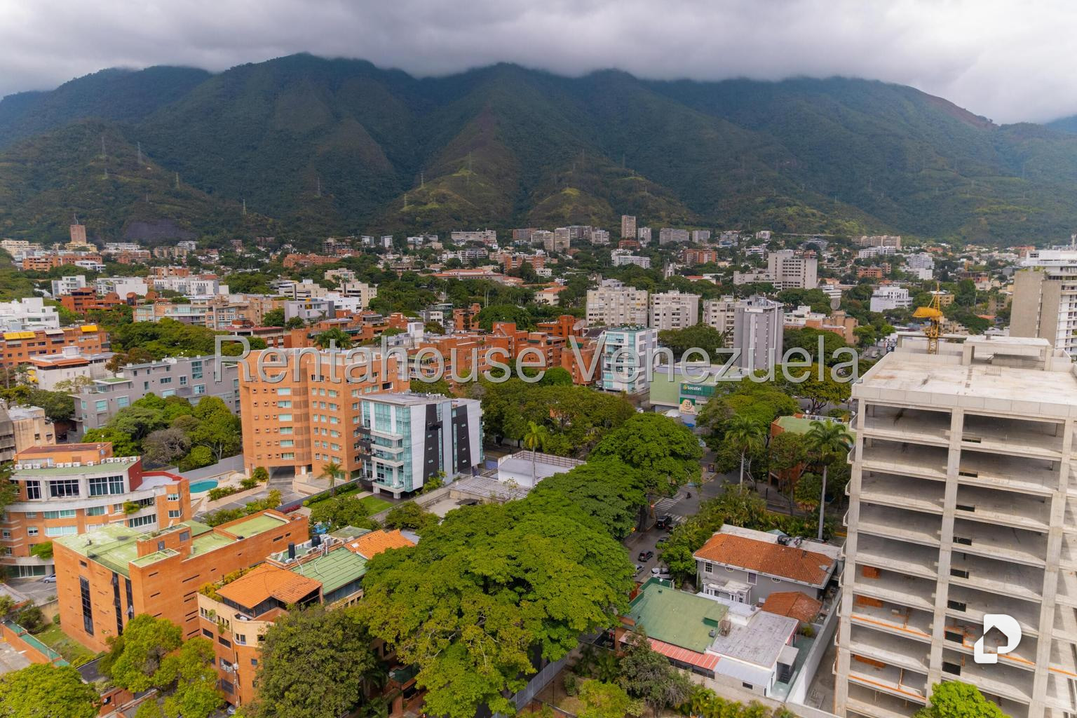 Casa en La Castellana, Caracas – 14