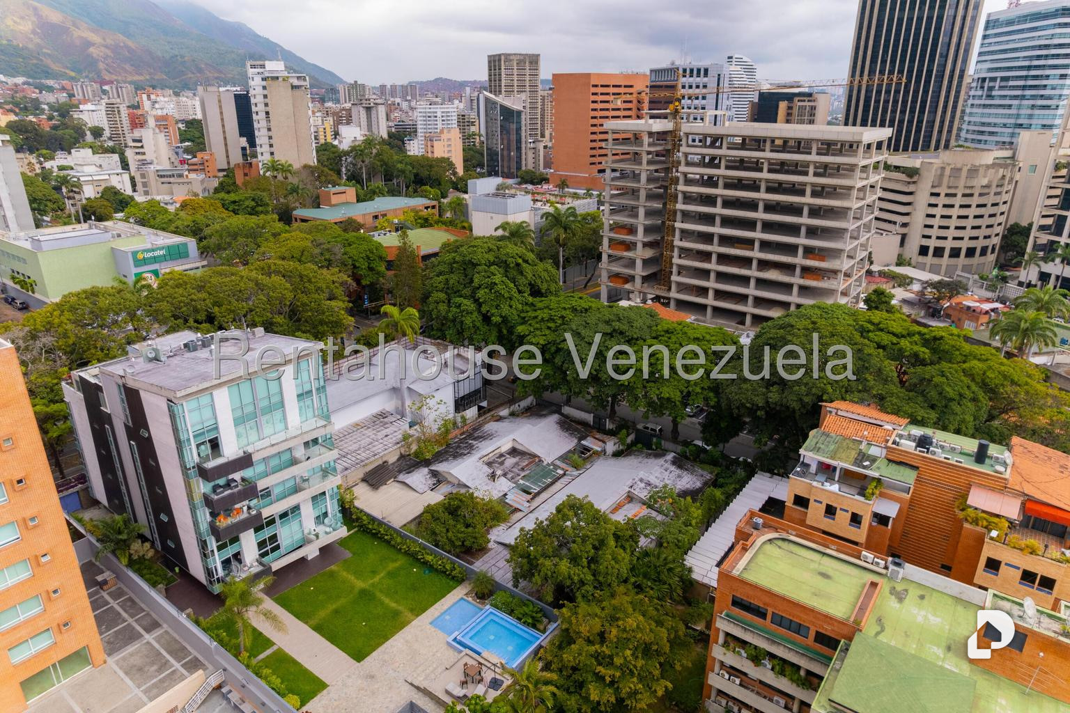 Casa en La Castellana, Caracas – 18