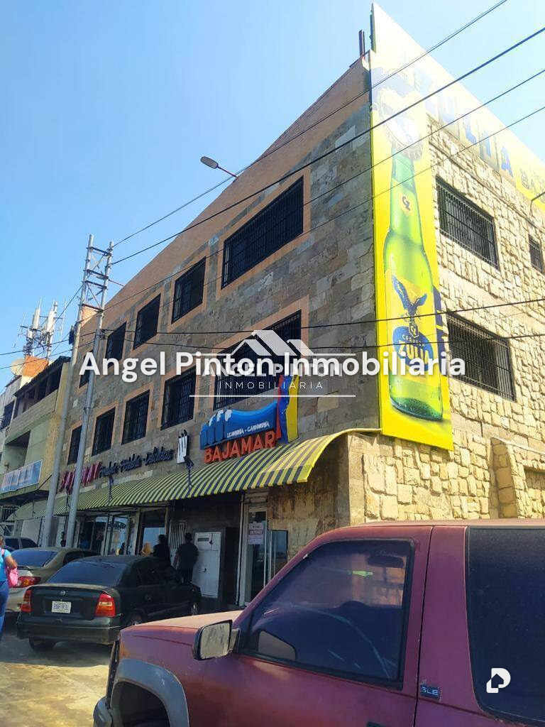 Edificio en La Guaira – 1