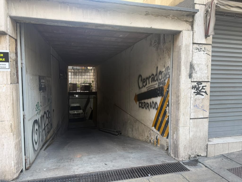 Garaje/Estacionamiento en Chacao, Caracas - 1