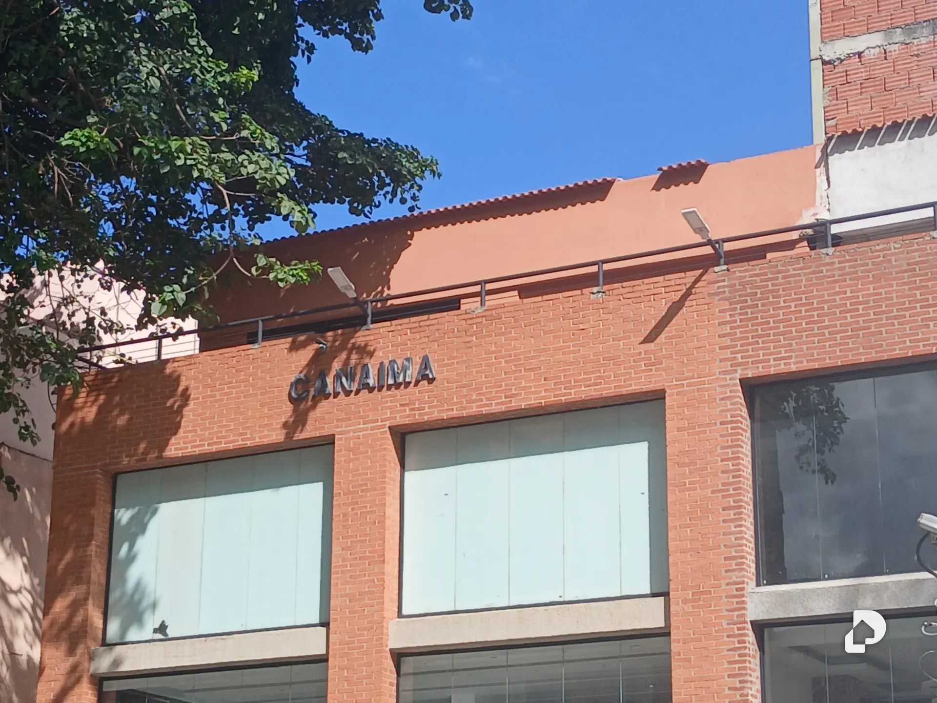 Edificio en Las Mercedes, Caracas – 4
