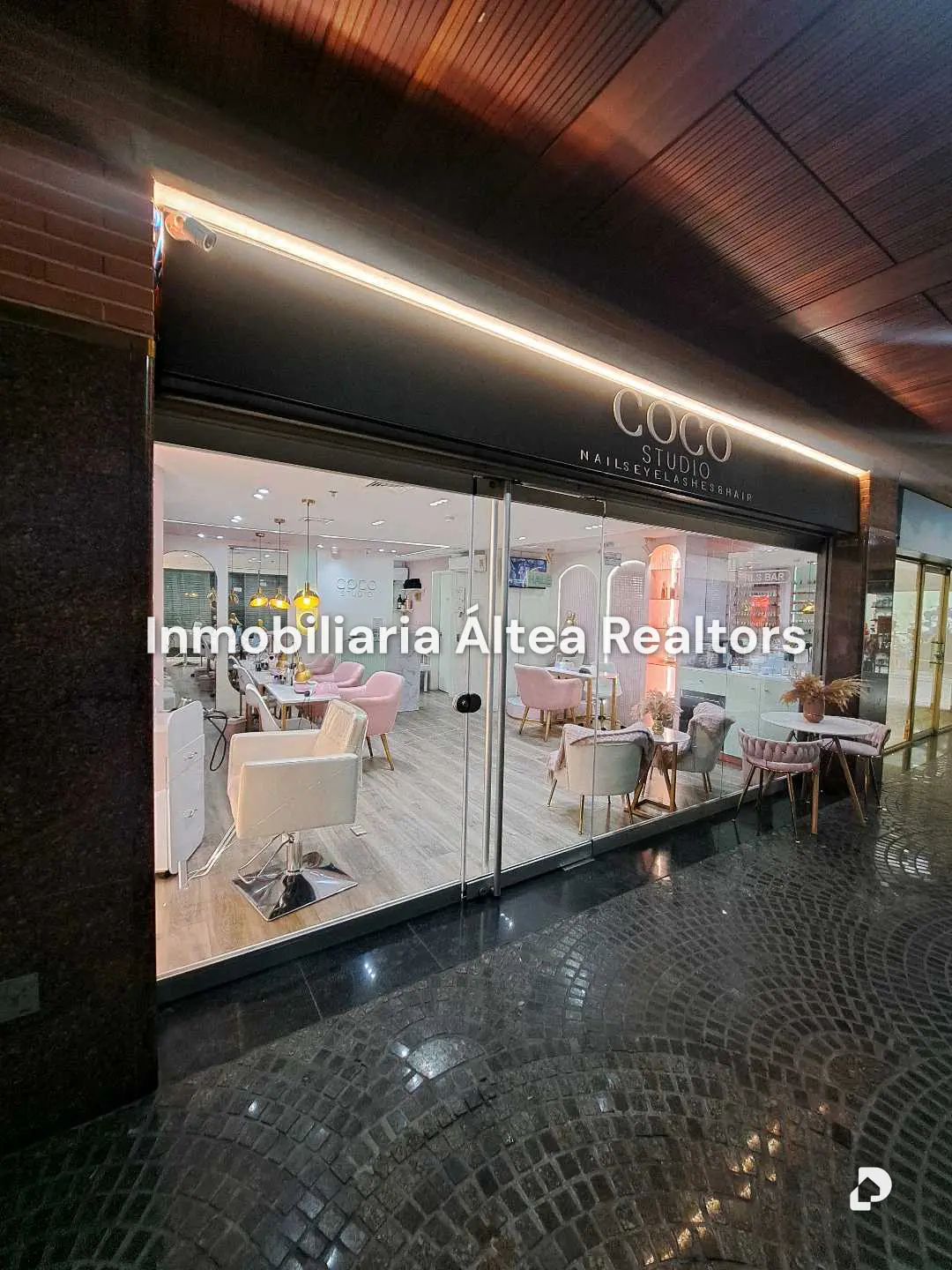 Local comercial en La Castellana, Caracas