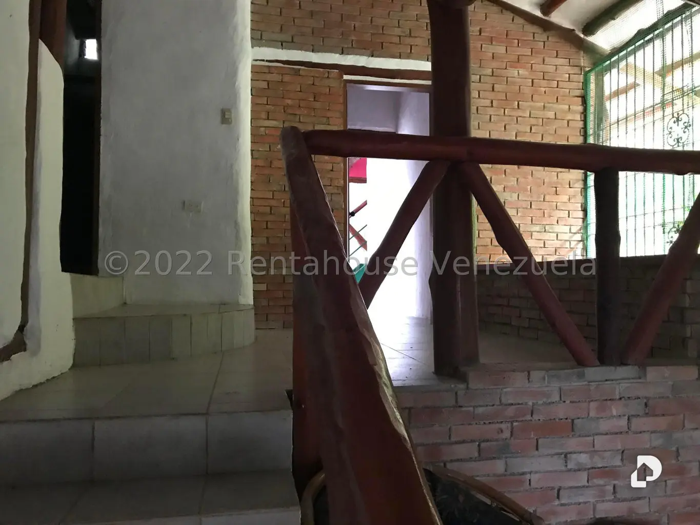 Casa en Oripoto, Caracas – 16