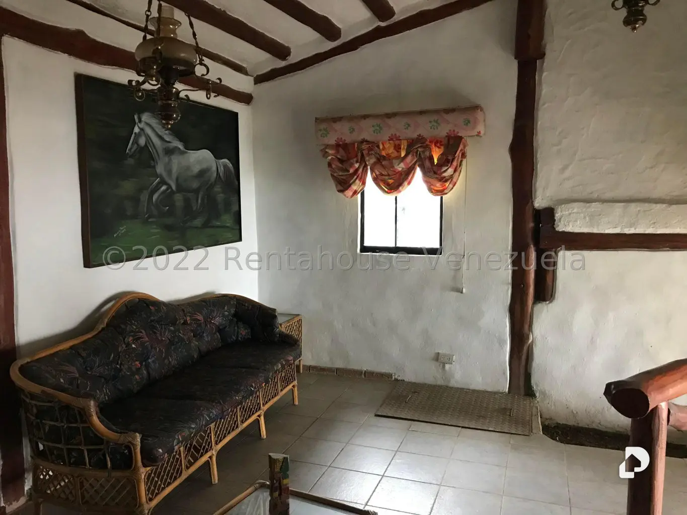 Casa en Oripoto, Caracas – 15
