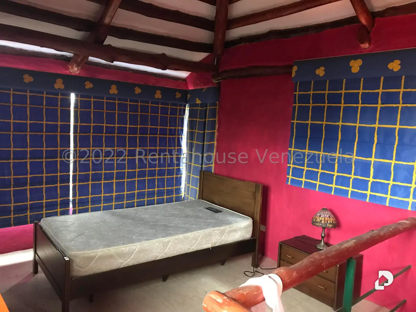 Casa en Oripoto, Caracas – 18