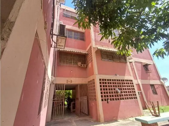 Apartamento en Urbanización Los Crepusculos, Barquisimeto - 1