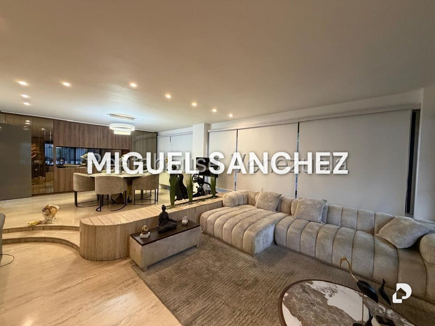 Apartamento en La Castellana, Caracas – 4