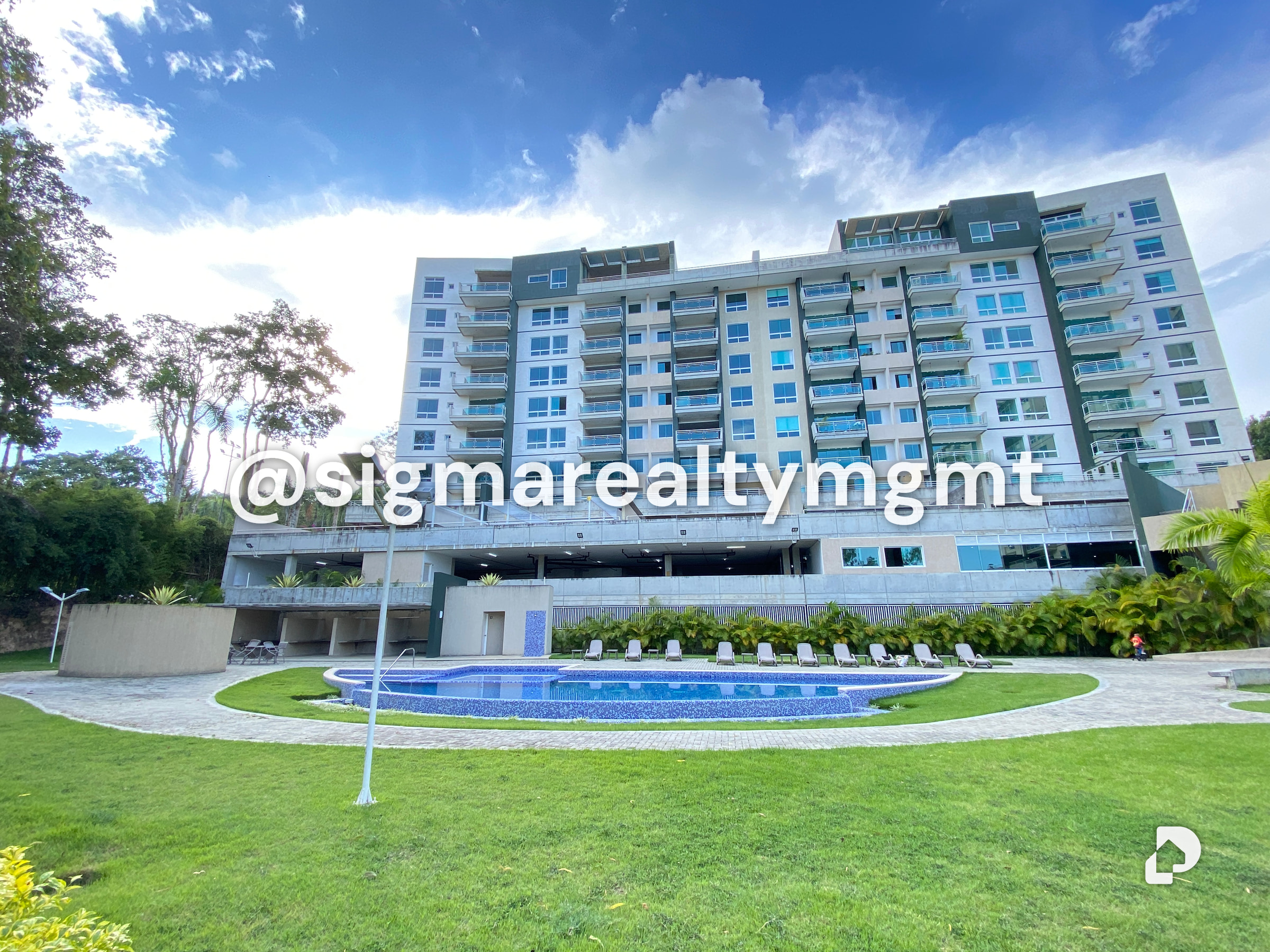 Apartment in La Lagunita, Caracas – 1