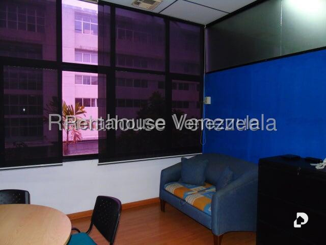 Oficina en Boleíta Norte, Caracas – 18