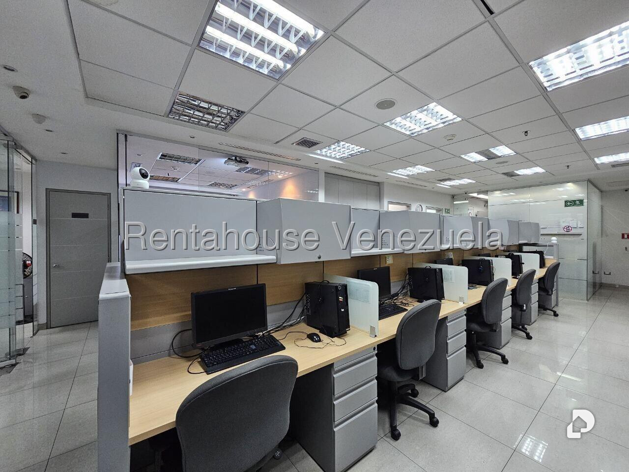 Oficina en Parroquia La Candelaria, Caracas – 19